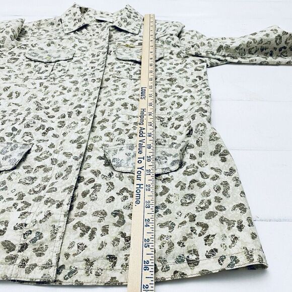 Chicos Absolutely Animal Utility Jacket Cheetah Leopard Cream Full Zip Size 0 XS - Picture 10 of 12